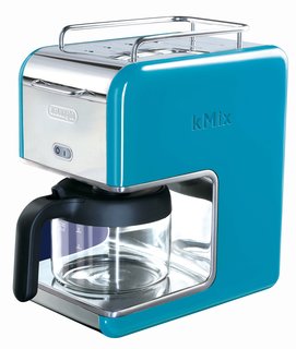 The carafe handle was designed for comfort and to be easy to grip.