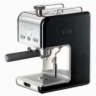 The stainless steel, swivel jet frothier will froth milk at a range of steam levels.