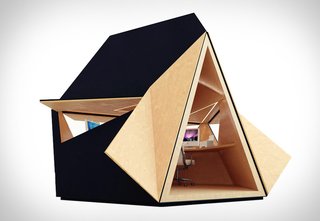 Office Shed in Miniature - Photo 1 of 1 -
