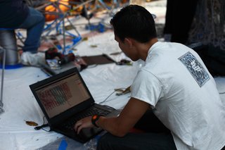 We frequently check the digital model to make sure that the rope is going the right path. Photo by Clifford Ho.
