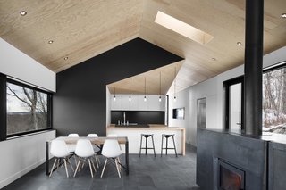 Amazing Cantilevered Home in the Mountains - Photo 5 of 11 -