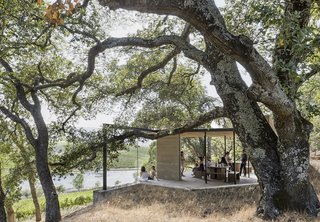 Quintessa Winery has a commitment to creating modern architecture that complements rather than competes with the landscape. 