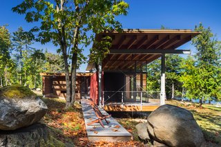 An Off-the-Grid Island Home for a Seattle Music Producer - Photo 3 of 16 -