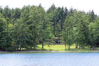 An Off-the-Grid Island Home for a Seattle Music Producer - Photo 15 of 16 -