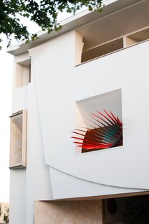 Layer's Loose Horizon installation at the Pasadena Museum of California Art. Photo by Art Gray.