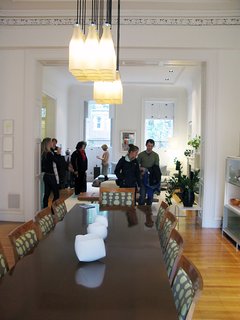 City Modern Home Tours: Brooklyn - Photo 12 of 51 - Juergen Riehm of 1100 Architect worked in close collaboration with the owners of a five-story, 7,000-square-foot townhouse in Brooklyn Heights to create a home that both preserves its 19th-century details and provides an open, modern setting for a diverse collection of contemporary art and objects."We all worked together," the owner says of the couple's work with Riehm. "I love materials, so I loved those meetings. The three of us were really in sync; it was a fun process."<br><br>Original moldings surround the dining room.