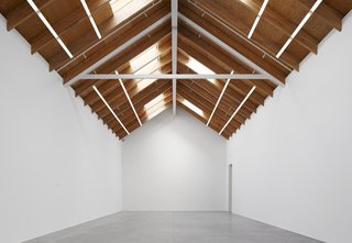 Skylights allow for the natural variability of light to occur and reproduce the lighting embraced by Long Island artists, showing the versatility of each piece of art depending on weather conditions.