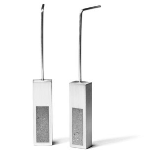 Another sculptural design is the KME188 earring set.