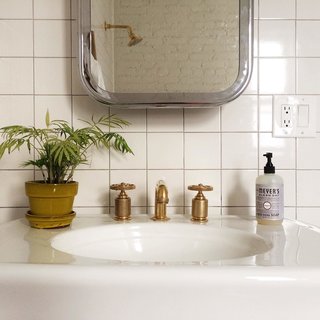 Photo of the Week: Brass Bathroom Hardware by Roman & Williams - Photo 1 of 1 -