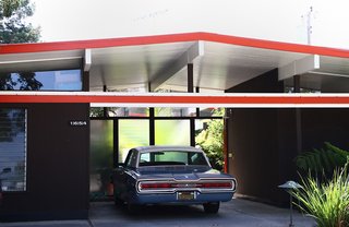 People in Glass Houses: The Legacy of Joseph Eichler - Photo 5 of 9 -