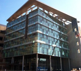 Sustainable Strides in Today's Architecture - Photo 4 of 11 -