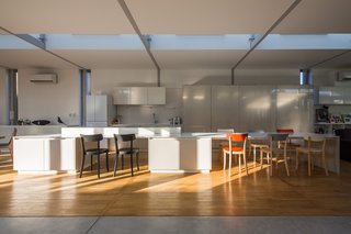 A Green House in Japan Sets the Stage for Family Time - Photo 4 of 7 -