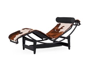 The Woman Behind Le Corbusier’s Iconic Chaise Almost Didn't Get the Job - Photo 1 of 10 -