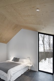Amazing Cantilevered Home in the Mountains - Photo 9 of 11 -