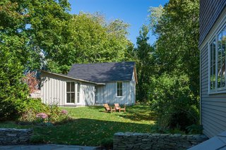 A Modern Live-Work Studio in Rhode Island - Photo 2 of 7 -