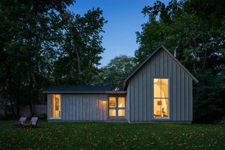 A Modern Live-Work Studio in Rhode Island - Photo 6 of 7 -