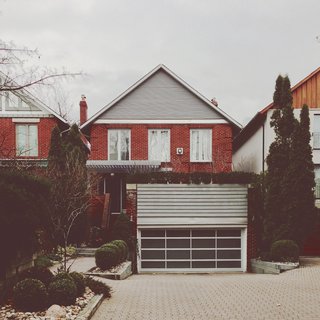 Toronto Houses by Kevin Morris - Photo 9 of 10 -