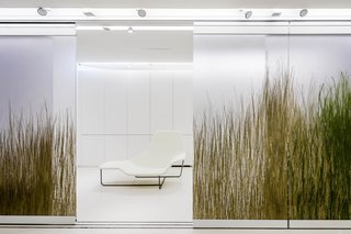 A Vision of the 'Apartment of the Future' From Poland - Photo 3 of 6 -