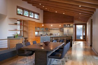 A Contemporary North Carolina Home Navigates a Tricky Site Atop a Ridge - Photo 5 of 10 -
