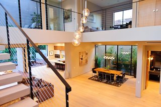 Clean Lines and Recycled Materials Compose this Modern Los Angeles Home - Photo 5 of 7 -