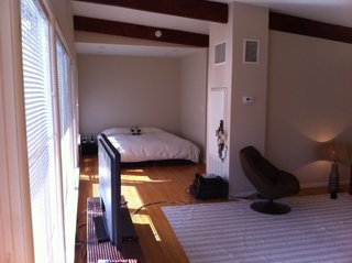 A Tiny House Remodel in a Bohemian L.A. Canyon - Photo 6 of 9 -