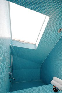 Birdhouse Residence by Adam Sokol - Photo 2 of 5 -