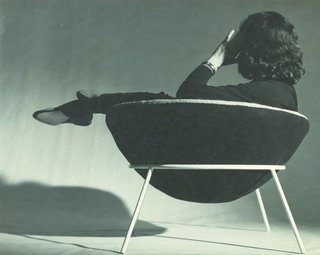 Transformers of the Modern House: Albert Frey and Lina Bo Bardi at the Palm Springs Art Museum - Photo 8 of 10 - Bo Bardi reclines in her famous Bowl Chair.