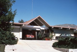 Never-Before-Seen Images of Iconic Midcentury Modern Eichler Homes - Photo 5 of 6 -