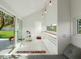A Comfortable Patio with a Sharp Design - Photo 2 of 3 -