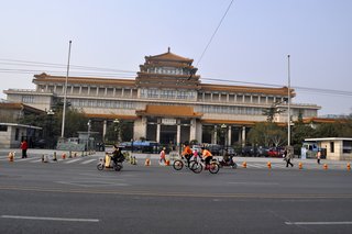 10 Places to Visit in Beijing - Photo 9 of 10 -