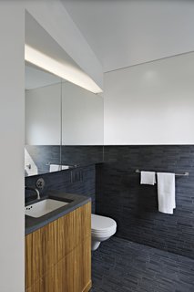 7 Essential Tips For Choosing the Perfect Bathroom Tile - Photo 3 of 7 -