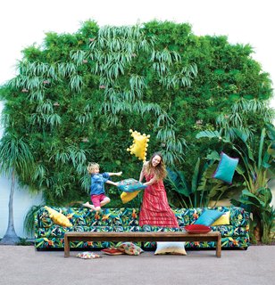 Living Green Walls 101: Their Benefits and How They're Made - Photo 3 of 9 -