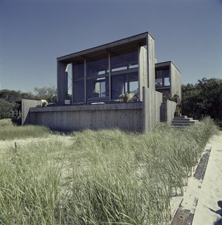 Must-See Modern Beach Houses on Fire Island Tour - Photo 4 of 8 -