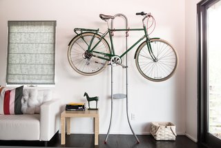 "Where Should I Keep My...?": Solving the Ultimate Small Space Dilemmas - Photo 6 of 8 -