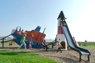 The Cargoship playground in Höganäs, Sweden, was developed in collaboration with the municipality as part of a general renovation of the area. It’s theme, with a sunken ship, lighthouse and fish, is designed to fit into the maritime environment.