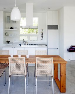 Modern Gabled House in Portland - Photo 4 of 9 -