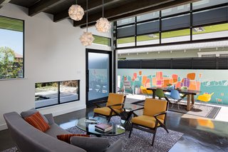 A Dull Stucco Home Becomes a Modern California Oasis - Photo 3 of 10 -
