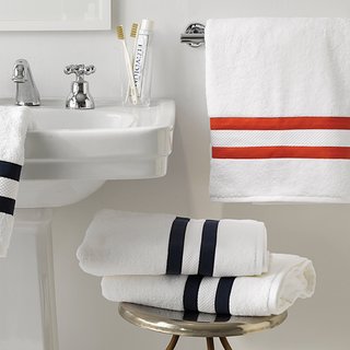 Ask the Expert: Gift-Buying Tips from Fredrik Carlström of Austere - Photo 2 of 6 -