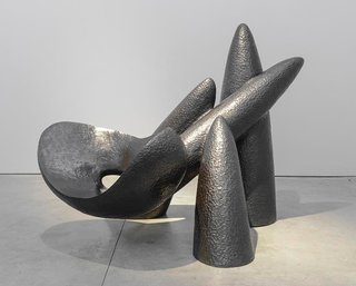 Iconic Artist Wendell Castle Talks Contemporary Furniture Design at Dwell on Design NY - Photo 1 of 5 -
