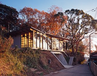 The architects designed the steel-frame doors and windows, which were fabricated by Takeuchi Kozai.