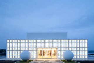 "The intervention was an exercise of looking back to the original project in order to restore as much as possible of the structure," Caldas says. "Besides removing internal walls and exterior add-ons, we closed and re-opened the framework in order to preserve the facade’s original proportions."