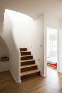 A Clever Sunken Roof Fills a London Terrace House with Light - Photo 5 of 7 -