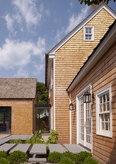 "We were required to keep the existing wall, floor and roof framing in the historical house. Working to get the floors level and the walls plumb presented the biggest challenge," Gurney said. The windows are from Hope’s Windows Inc.