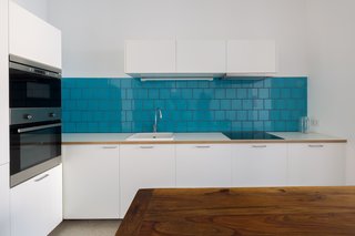 The Pros and Cons of White Kitchen Cabinets - Photo 6 of 11 -