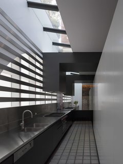 An Airy Sydney Home Goes Vertical to Gain Space - Photo 3 of 7 -