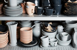 This Company Can Complete Even the Rarest China and Porcelain Sets - Photo 1 of 7 -