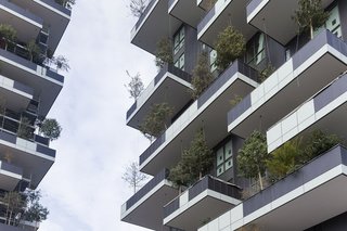 Pair of Skyscrapers Sneak a 2,800-Plant Park into Milan - Photo 3 of 5 -