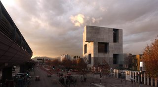 Chilean Architect Alejandro Aravena Wins This Year's Pritzker Prize - Photo 10 of 11 -