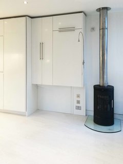 A Tiny Live/Work Addition Crowns a Historic London House - Photo 5 of 7 -
