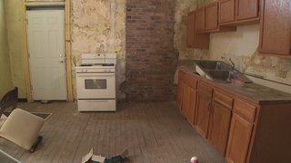 The Winning Renovation of Rowhouse Showdown - Photo 2 of 4 -